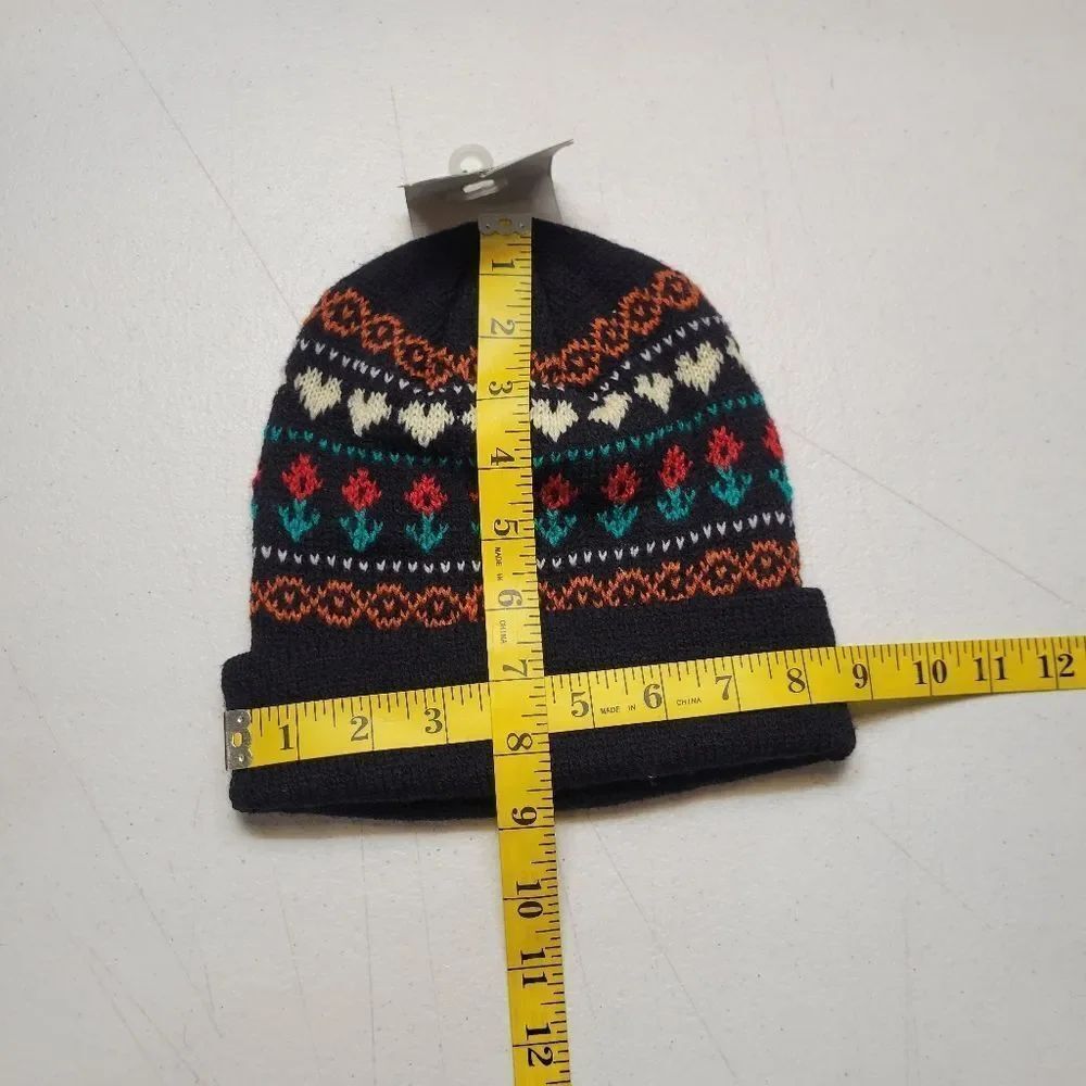 Vintage 90s Deadstock Beanie with Floral Faux Fair Isle Pattern Black NEW - Picture 5 of 5
